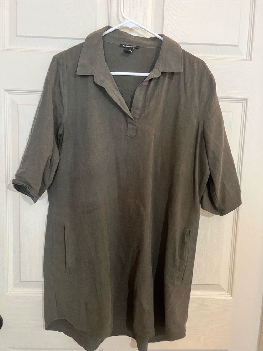 Robert Louis Relaxed Collared Tunic Dress in Olive Green
